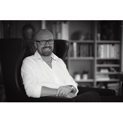 EN HUNDREDEDEL BEDRE