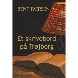 ET SKRIVEBORD P TRJBORG