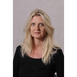 KATJA KNURHR FRA KATTEMINDE