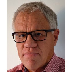 FRODE RODE OG BRGE FLYVER TIL MNEN