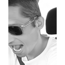 HUS R HUS - TRE HISTORIER