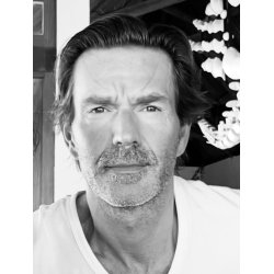 SUCCESFULD KVINDE, DESPERAT MAND - Nr kvindens strste modstander er i hjemmet