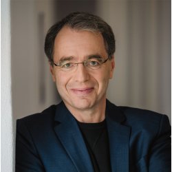 MISS MERKEL: MORD UNDER JULETRET