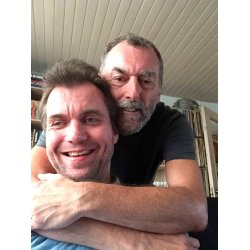 SRLIGE JULEHISTORIER FRA FORTID OG NUTID