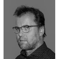 HVORFOR VRE SPRLLEMAND, NR MAN KAN VRE NOGET ANDET?