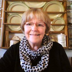 LYSETS BRUSENDE FLUGTVINGER