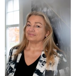 ONKEL EDWARD - En H�kon Haakonsen-krimi