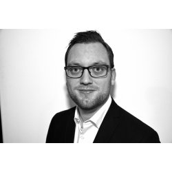 DA ELEKTRI-LARS FANDT SIN LYD