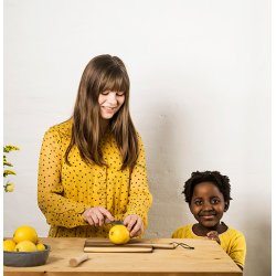 SELMAS SOMMERK�KKEN