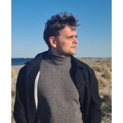 THE BLUE LIGHT OF THE HEARTDECAYER