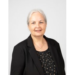 RODLS - Hun rejste ud for at finde hjem