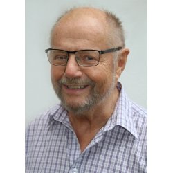 DRONNING MARGREHTE OG KONGESLGTEN - Mine oplevelser med kongehuset