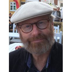 DEN KLOGE SMED FRA HELN�S