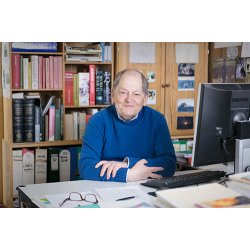 KINA - DEN TRUENDE SUPERMAGT